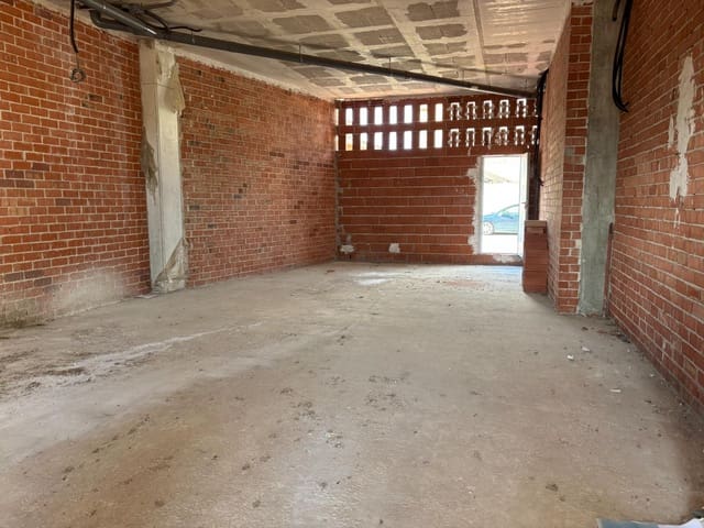 Commercieel te koop in Zarandona, Murcia stad - € 146.000 (Ref: 9613988)
