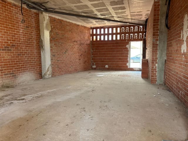 Commercieel te koop in Zarandona, Murcia stad - € 146.000 (Ref: 9613988)