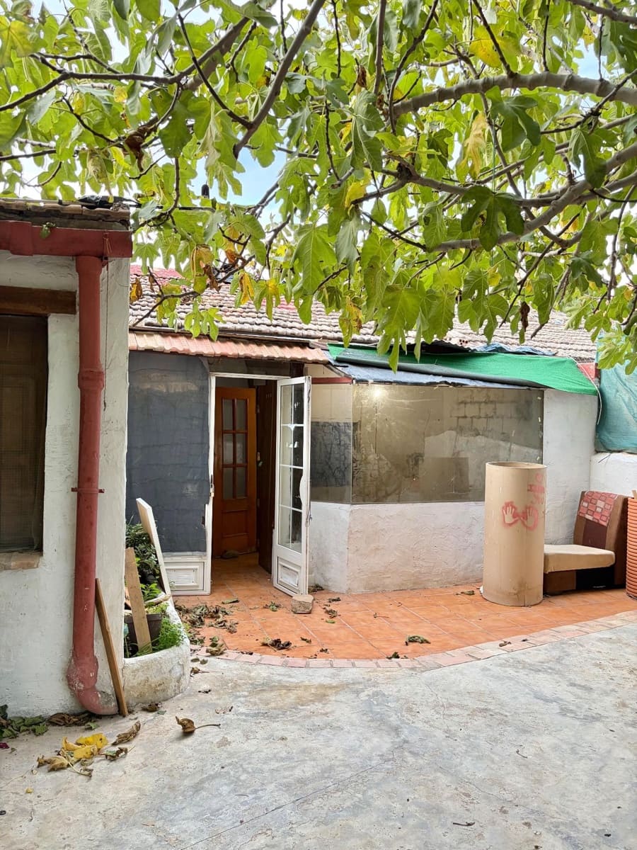 3 slaapkamer Finca/Landhuis te koop in Beniajan - € 95.000 (Ref: 9613989)