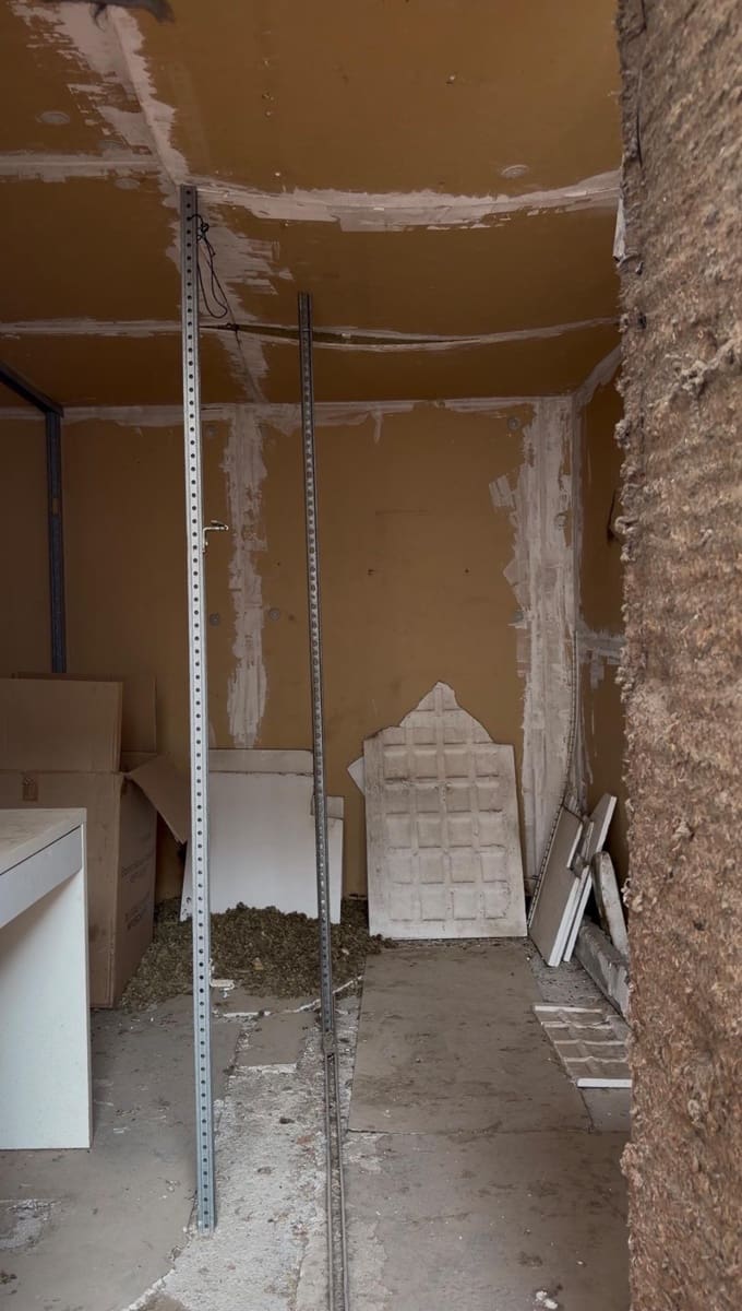 Commercieel te huur in Murcia stad - € 500 (Ref: 9613992)