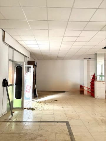 Commercieel te huur in Era Alta, Murcia stad - € 500 (Ref: 9613992)