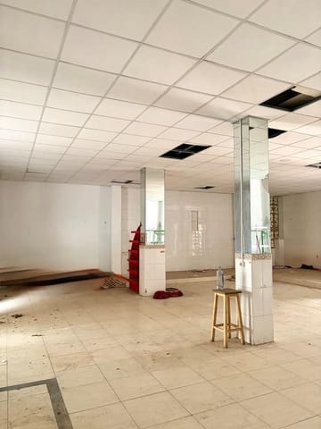 Commercieel te huur in Era Alta, Murcia stad - € 500 (Ref: 9613992)