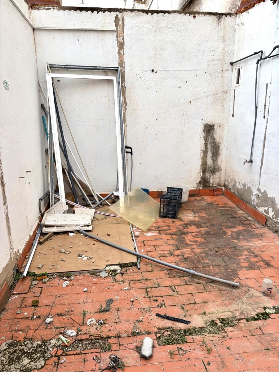 Commercieel te huur in Murcia stad - € 500 (Ref: 9613992)