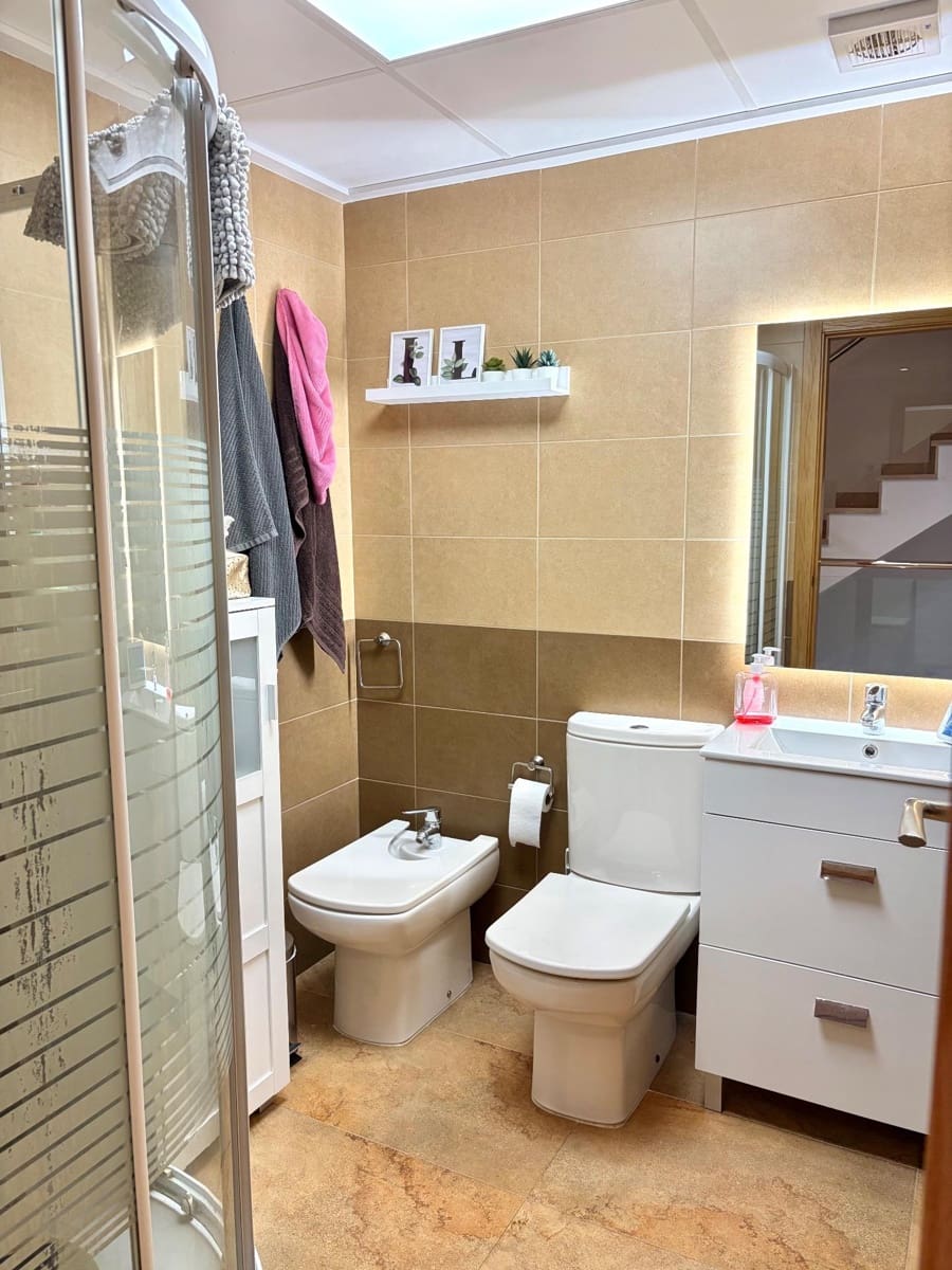 3 sovrum Radhus till salu i Casillas - 230 000 € (Ref: 9613995)