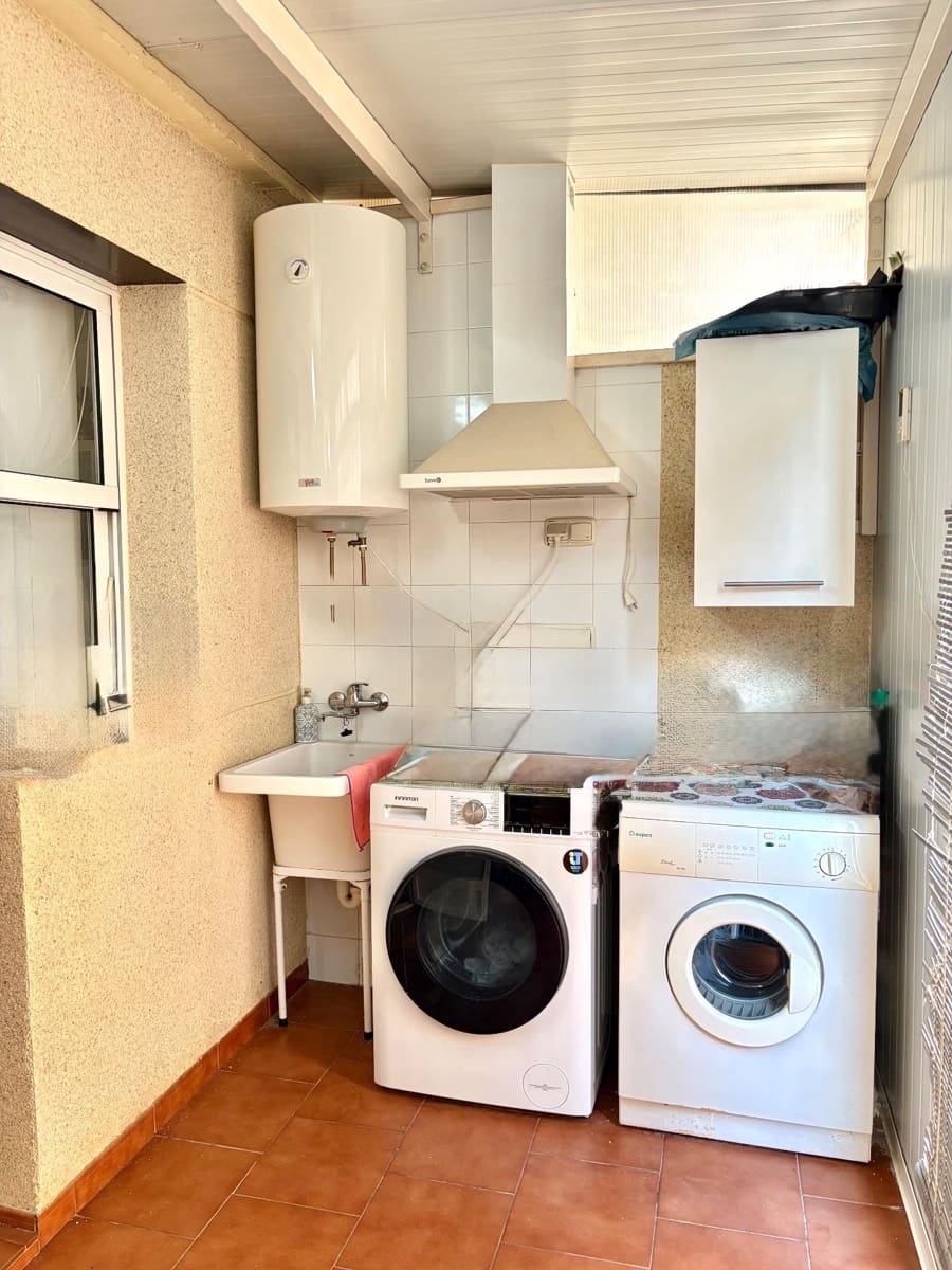 3 sovrum Radhus till salu i Casillas - 230 000 € (Ref: 9613995)