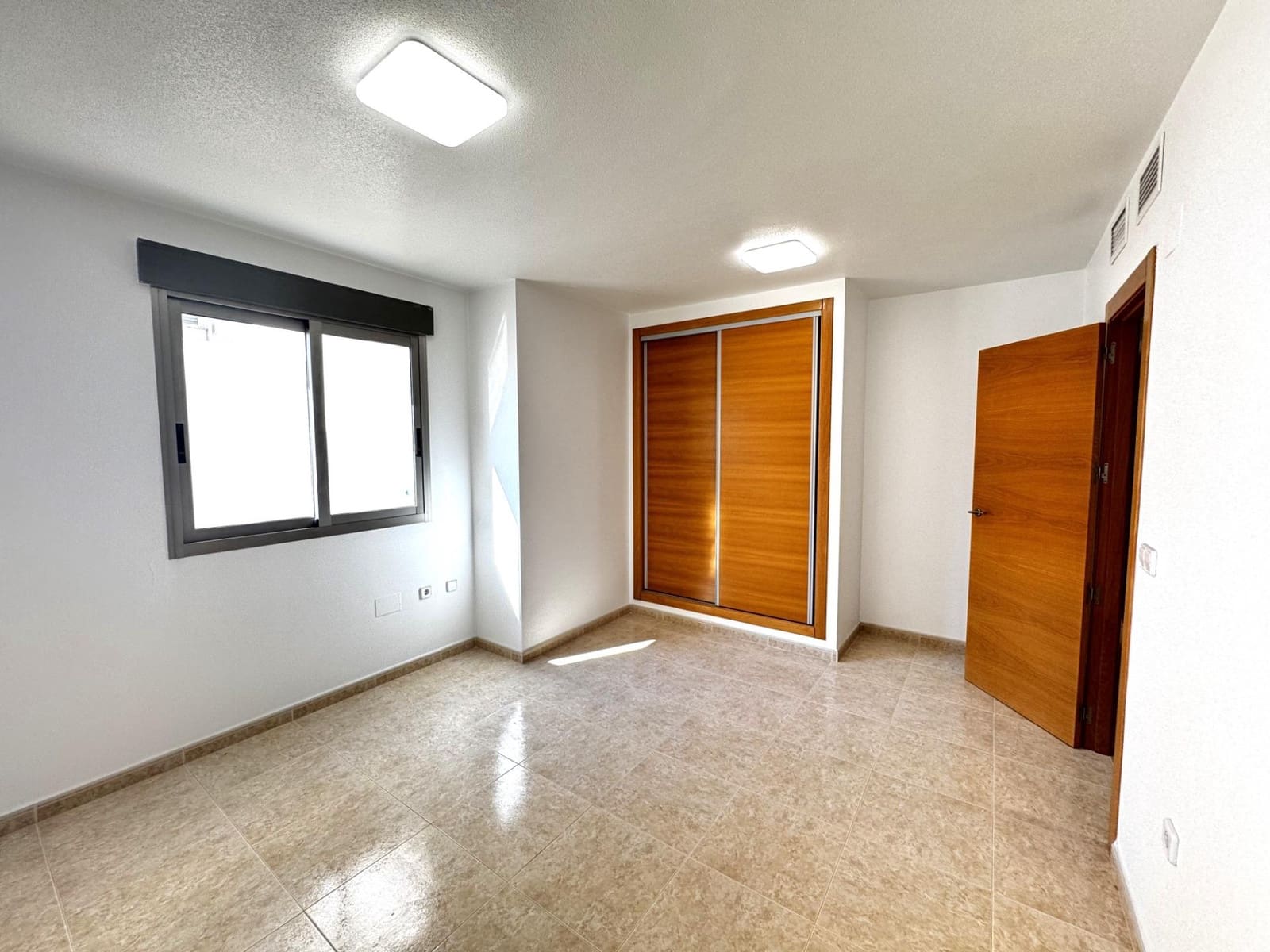 3 bedroom Flat for sale in Casillas with garage - € 169,900 (Ref: 9614000)