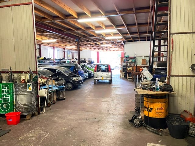 Bedrijf te koop in La Raya, Murcia stad met garage - € 175.000 (Ref: 9614002)