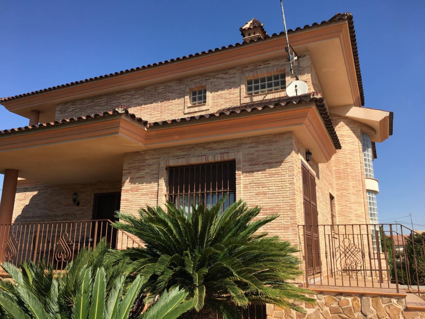 Chalet de 5 habitaciones en Santa Cruz en venta con piscina garaje - 550.000 € (Ref: 9614003)