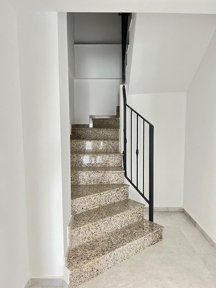 Flat te koop in Los Ramos met garage - € 125.000 (Ref: 9614004)