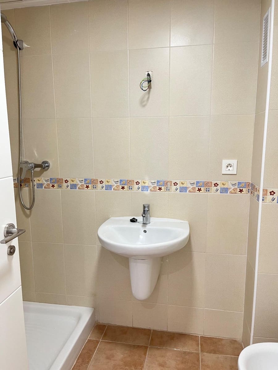 Flat te koop in Los Ramos met garage - € 125.000 (Ref: 9614004)