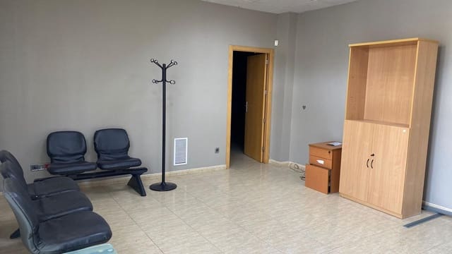 3 slaapkamer Kantoor te huur in Casillas, Murcia stad - € 2.500 (Ref: 9614005)