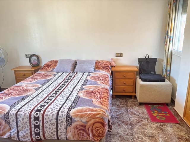 Chalet de 3 habitaciones en Alquerias, Murcia ciudad en venta con piscina - 210.000 € (Ref: 9614009)