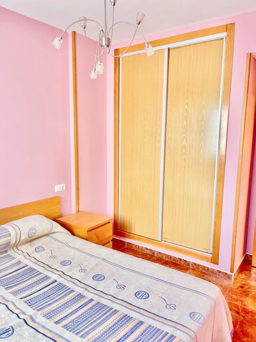 4 slaapkamer Halfvrijstaande villa te koop in Torre de la Horadada met zwembad garage - € 520.000 (Ref: 9614018)