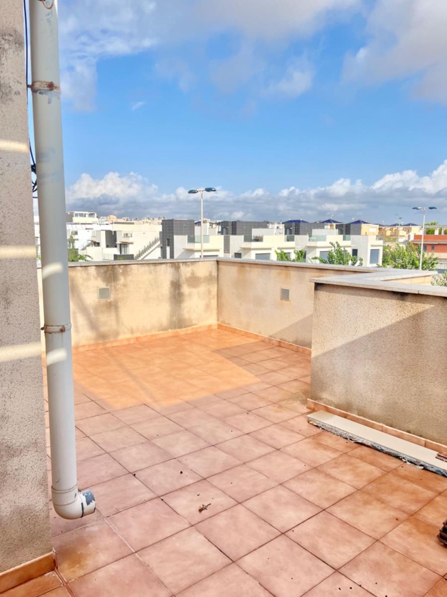 4 slaapkamer Halfvrijstaande villa te koop in Torre de la Horadada met zwembad garage - € 520.000 (Ref: 9614018)