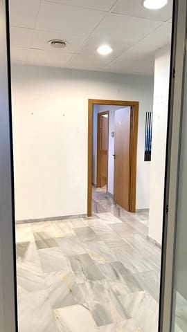 Kantoor te huur in Guadalupe, Murcia stad met garage - € 1.800 (Ref: 9614021)