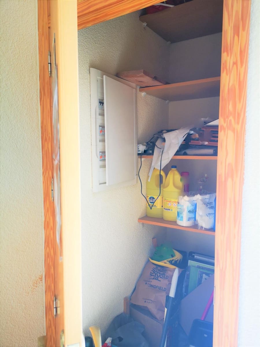 Commercieel te koop in Beniajan - € 89.900 (Ref: 9614025)