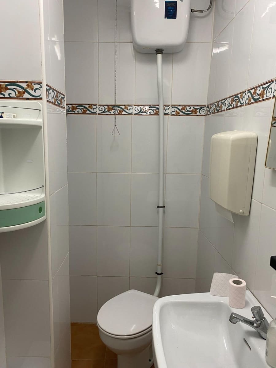 3 slaapkamer Commercieel te koop in Aljucer - € 62.000 (Ref: 9614030)