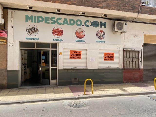 3 slaapkamer Commercieel te koop in Aljucer, Murcia stad - € 62.000 (Ref: 9614030)