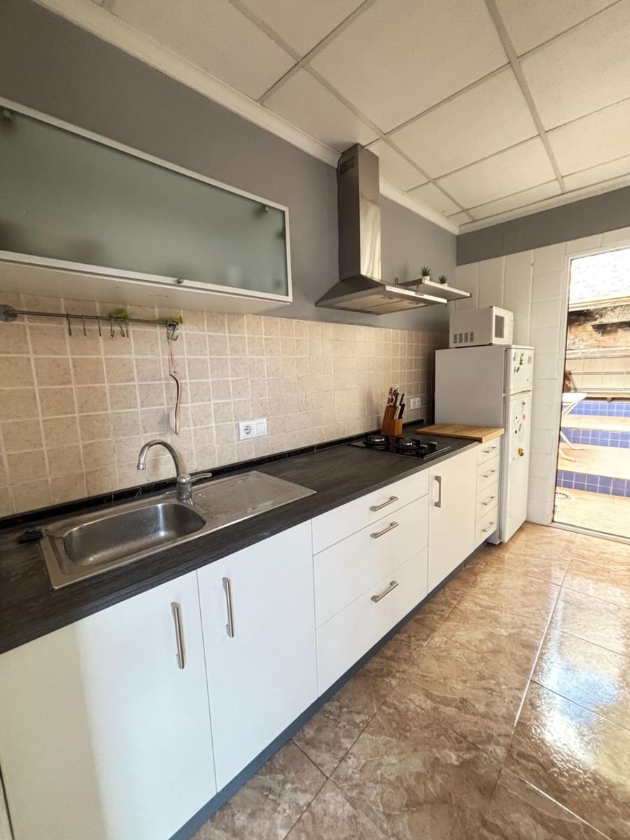 3 soveværelse Villa til salg i Orihuela - € 122.000 (Ref: 9614033)