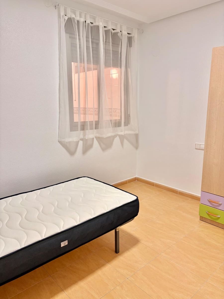 3 bedroom Flat for rent in Casillas with garage - € 650 (Ref: 9627518)