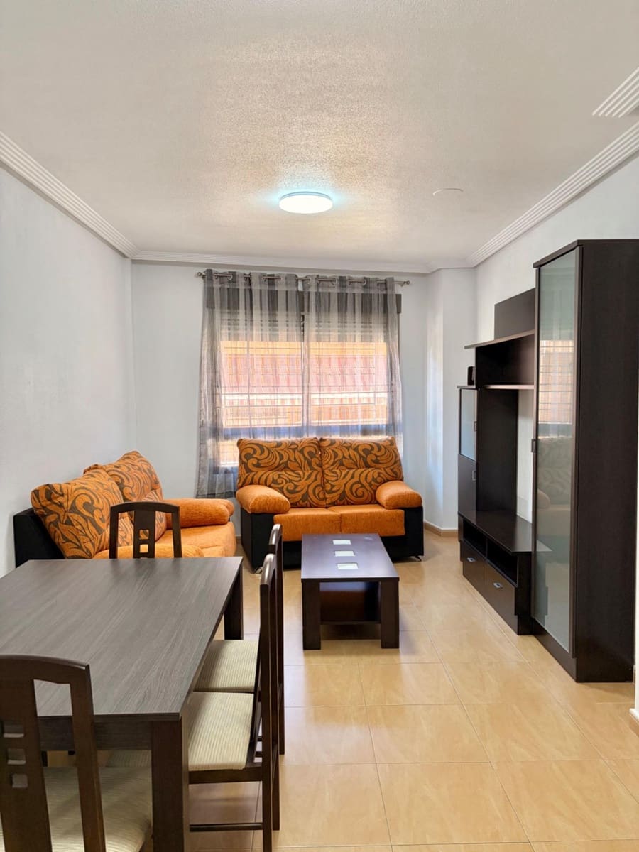 3 bedroom Flat for rent in Casillas with garage - € 650 (Ref: 9627518)