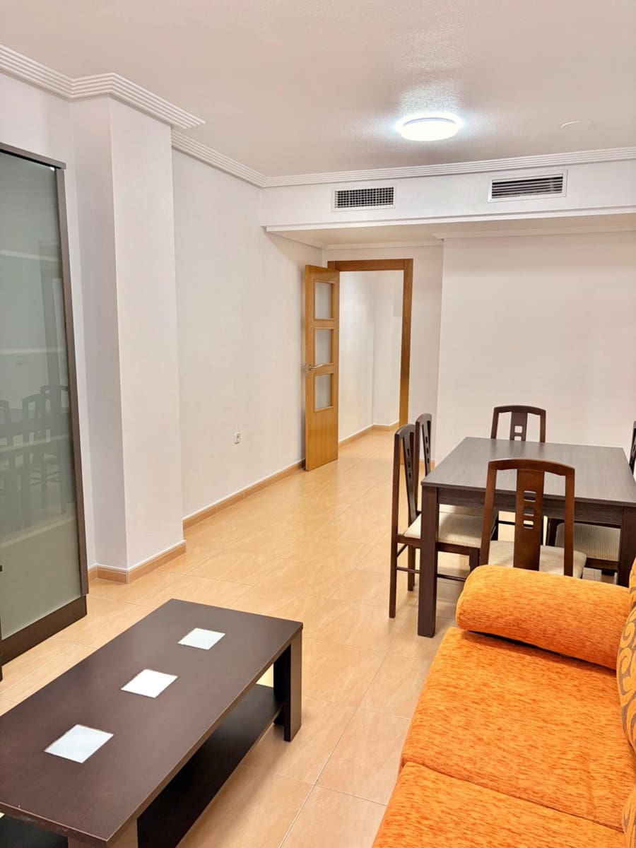 3 bedroom Flat for rent in Casillas with garage - € 650 (Ref: 9627518)