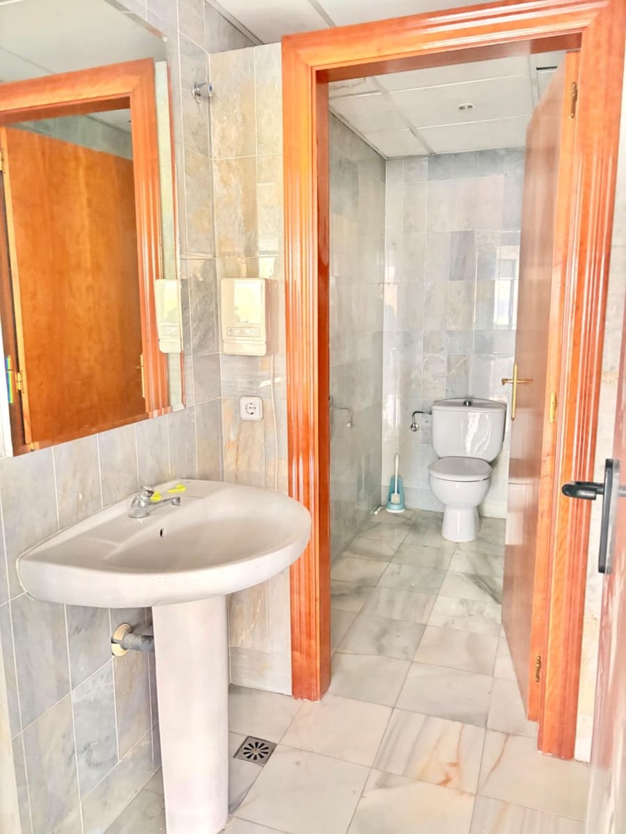 Biuro do wynajęcia w Miasto Murcja z garażem - 1 400 € (Ref: 9645042)