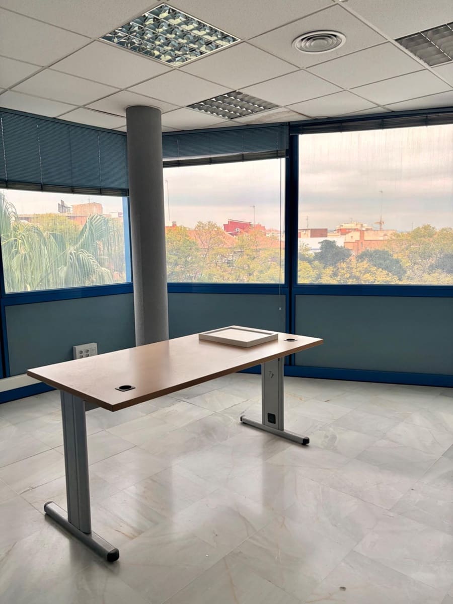 Biuro do wynajęcia w Miasto Murcja z garażem - 1 400 € (Ref: 9645042)