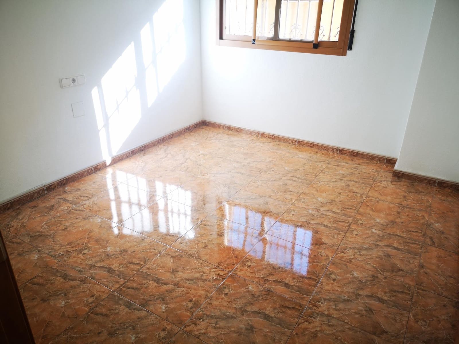 3 Zimmer Wohnung zu vermieten in Casillas - 650 € (Ref: 9645043)