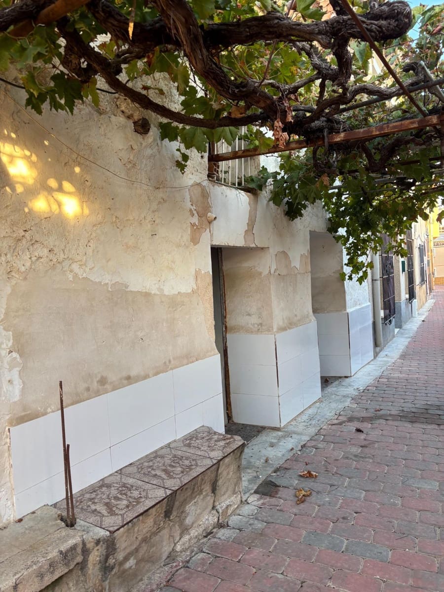 Semi-detached Villa for sale in Monteagudo - € 70,000 (Ref: 9652019)