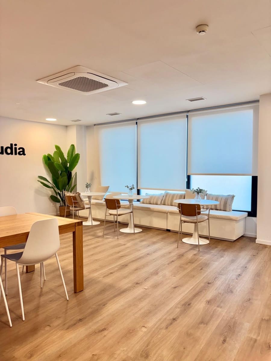 3 bedroom Flat for rent in Murcia city with pool garage - € 1,600 (Ref: 9695364)