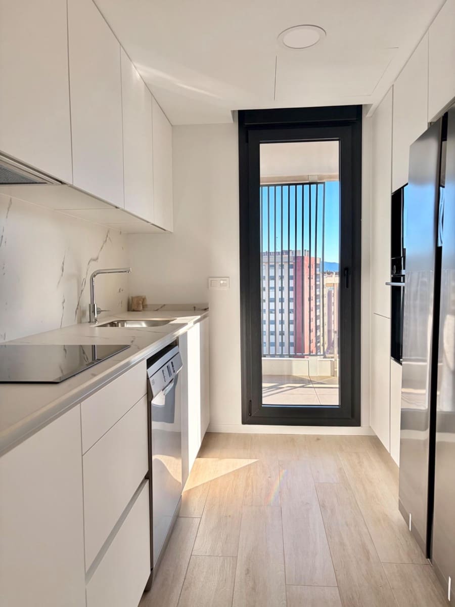 3 bedroom Flat for rent in Murcia city with pool garage - € 1,600 (Ref: 9695364)