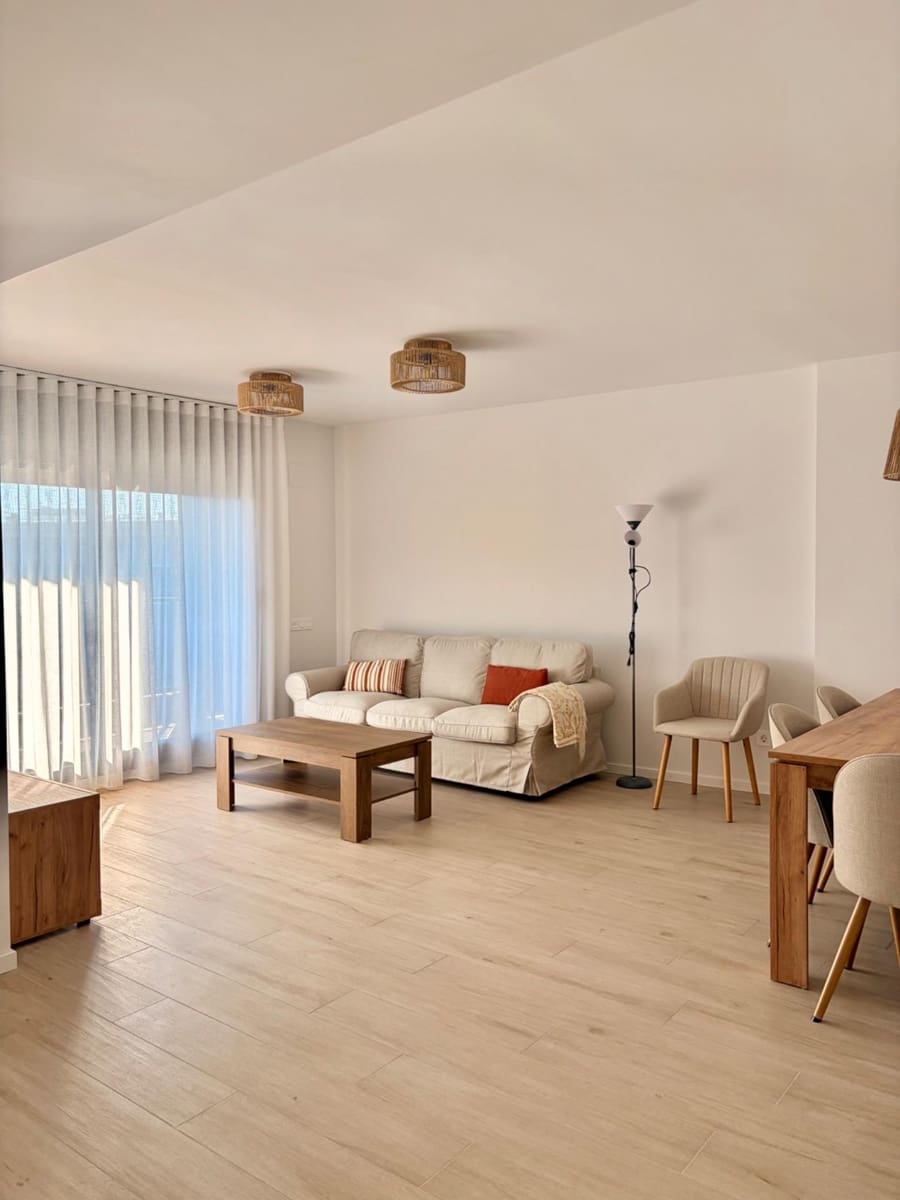 3 bedroom Flat for rent in Murcia city with pool garage - € 1,600 (Ref: 9695364)