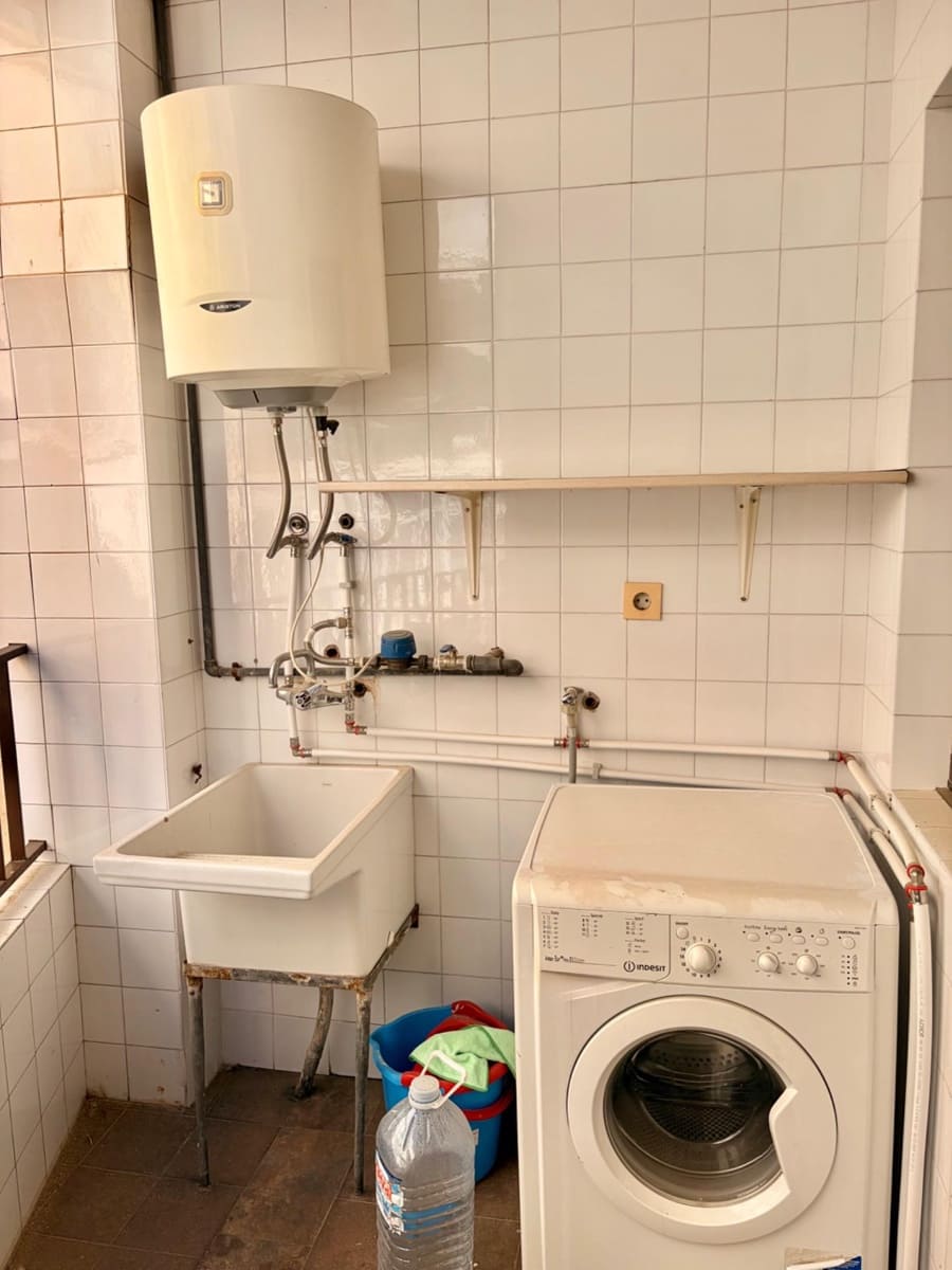 3 bedroom Flat for sale in Beniajan with garage - € 130,000 (Ref: 9714951)