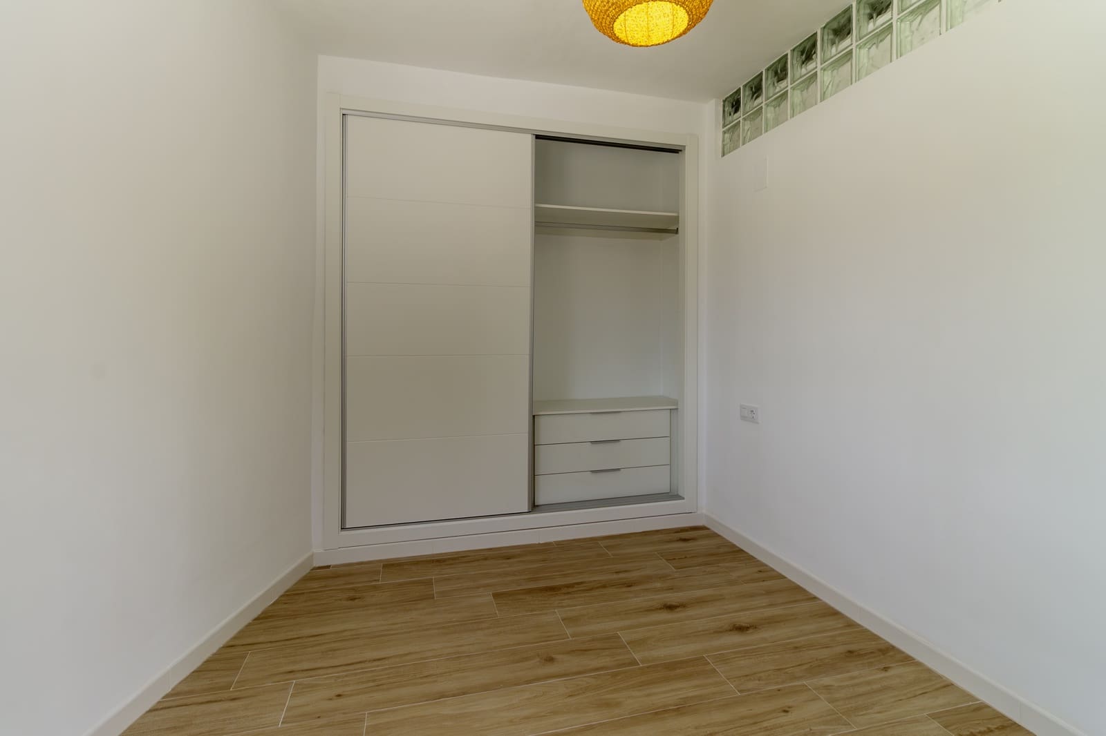 1 bedroom Apartment for sale in Pilar de la Horadada - € 165,000 (Ref: 10007496)