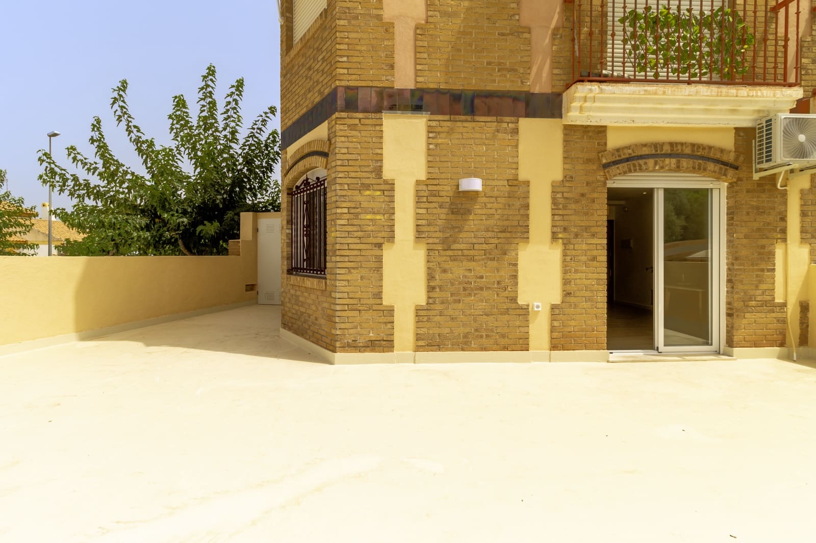 1 bedroom Apartment for sale in Pilar de la Horadada - € 165,000 (Ref: 10007496)