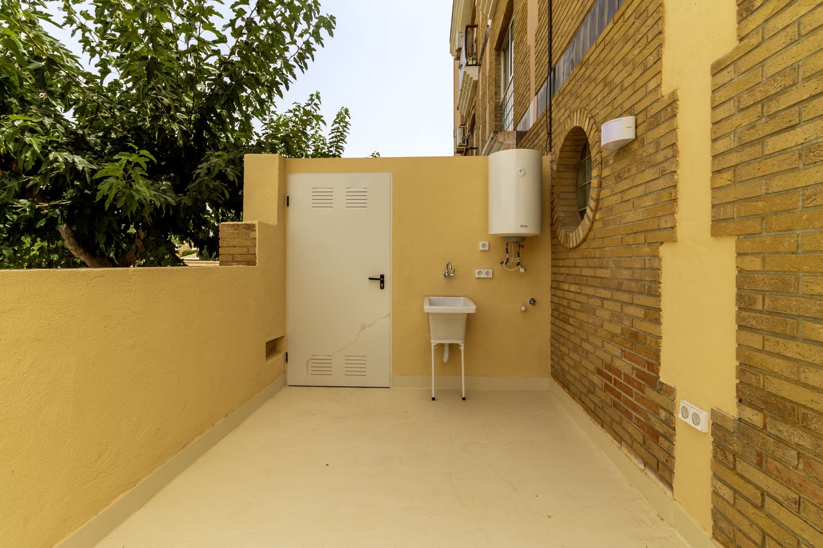 1 bedroom Apartment for sale in Pilar de la Horadada - € 165,000 (Ref: 10007496)