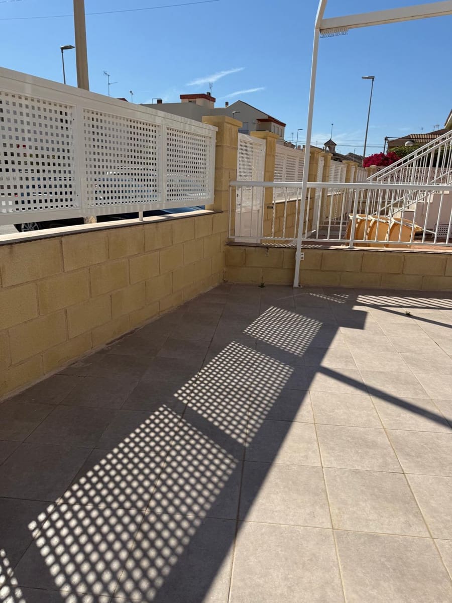 2 sypialnia Apartament na sprzedaż w Los Alcazares - 170 000 € (Ref: 10023073)