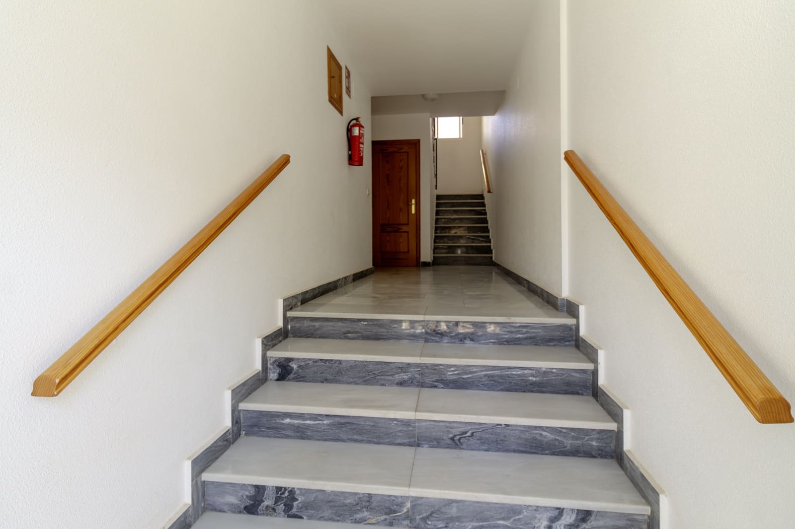 3 bedroom Apartment for sale in Los Alcazares with garage - € 140,000 (Ref: 10167065)