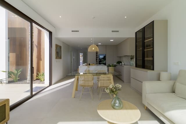 3 makuuhuone Huvila myytävänä paikassa Las Lomas de Rame - Bahía Bella, Los Alcázares mukana uima-altaan 
autotalli - 579 900 € (Ref: 8921868)