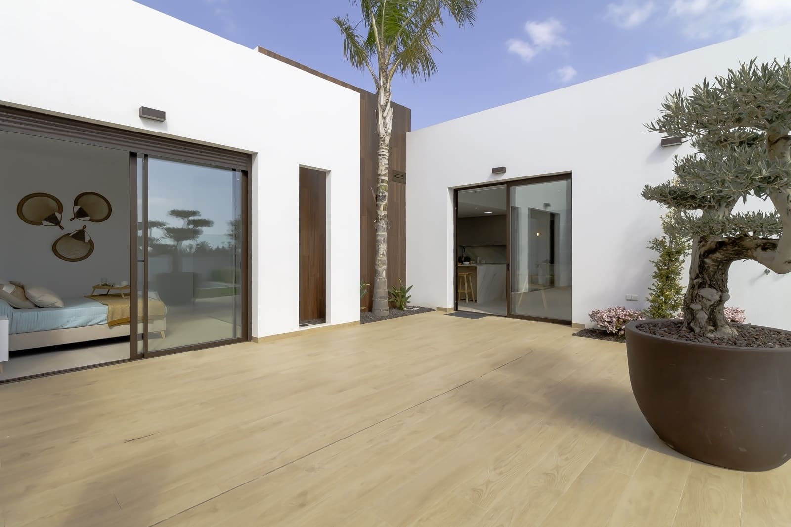 3 slaapkamer Villa te koop in Los Alcazares met zwembad garage - € 579.900 (Ref: 8921868)