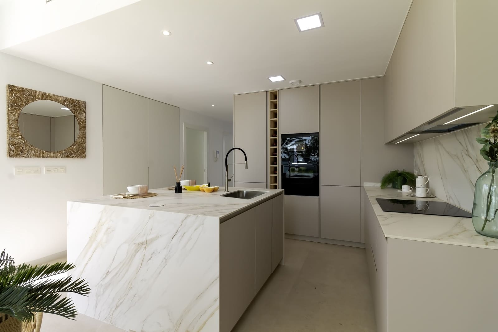 3 slaapkamer Villa te koop in Los Alcazares met zwembad garage - € 579.900 (Ref: 8921868)