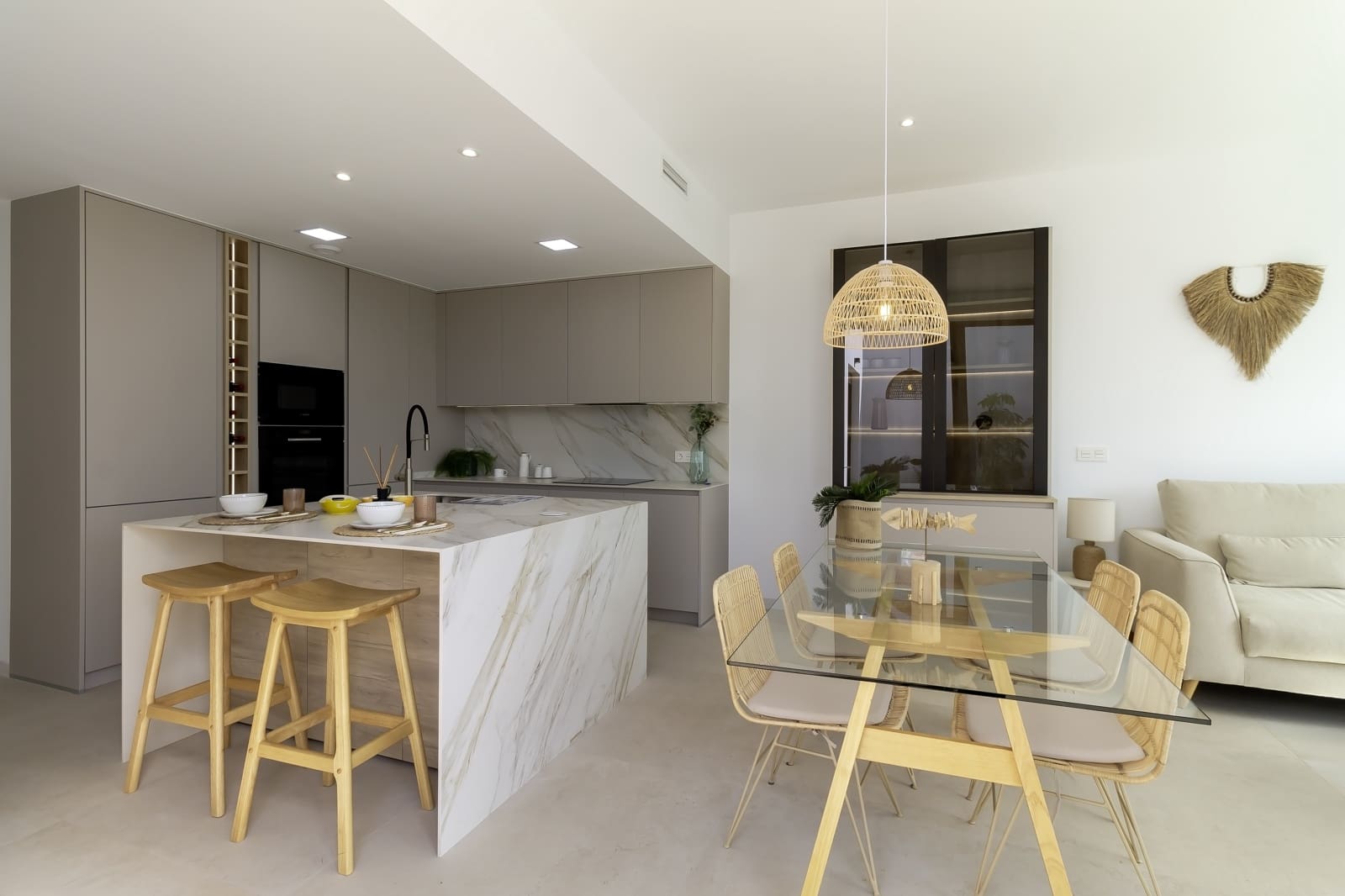 3 slaapkamer Villa te koop in Los Alcazares met zwembad garage - € 579.900 (Ref: 8921868)