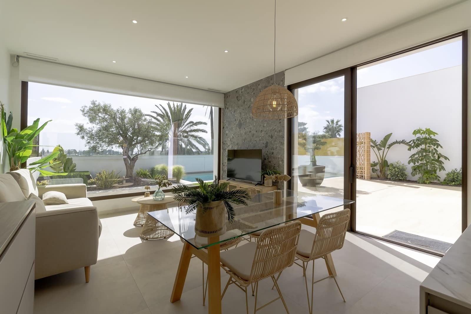 3 slaapkamer Villa te koop in Los Alcazares met zwembad garage - € 579.900 (Ref: 8921868)