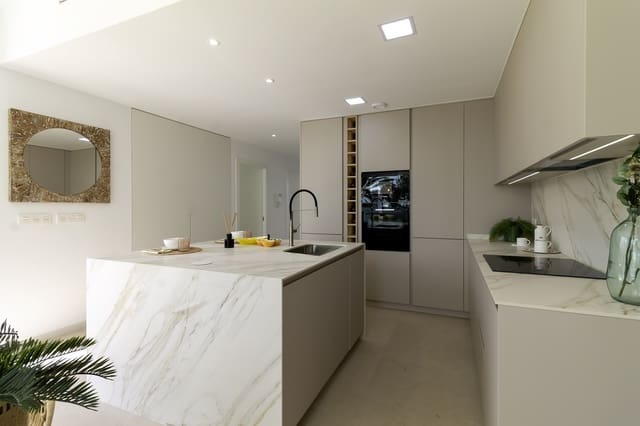 3 makuuhuone Huvila myytävänä paikassa Las Lomas de Rame - Bahía Bella, Los Alcázares mukana uima-altaan 
autotalli - 579 900 € (Ref: 8921868)