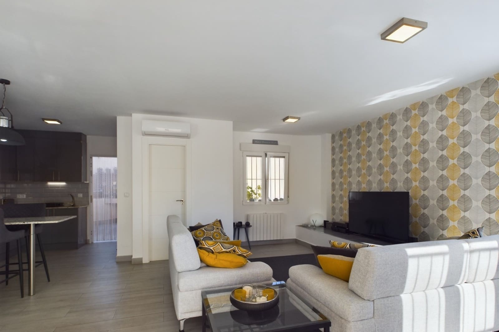 3 bedroom Villa for sale in Los Alcazares with pool garage - € 380,000 (Ref: 8924792)