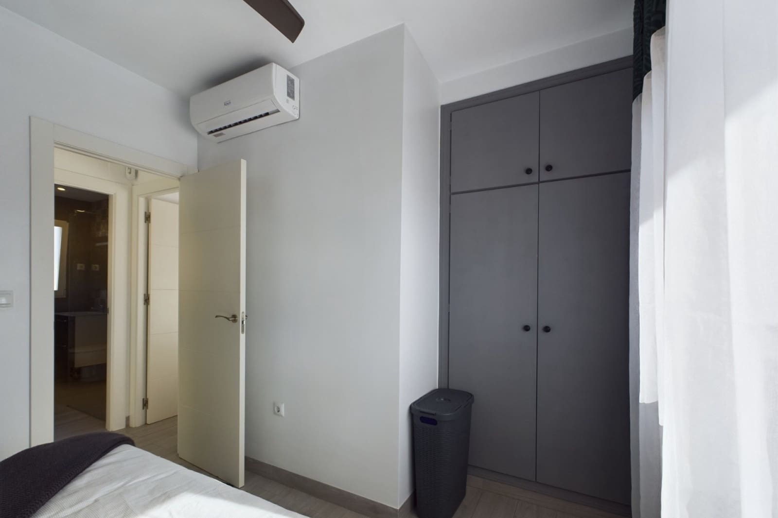 3 bedroom Villa for sale in Los Alcazares with pool garage - € 380,000 (Ref: 8924792)