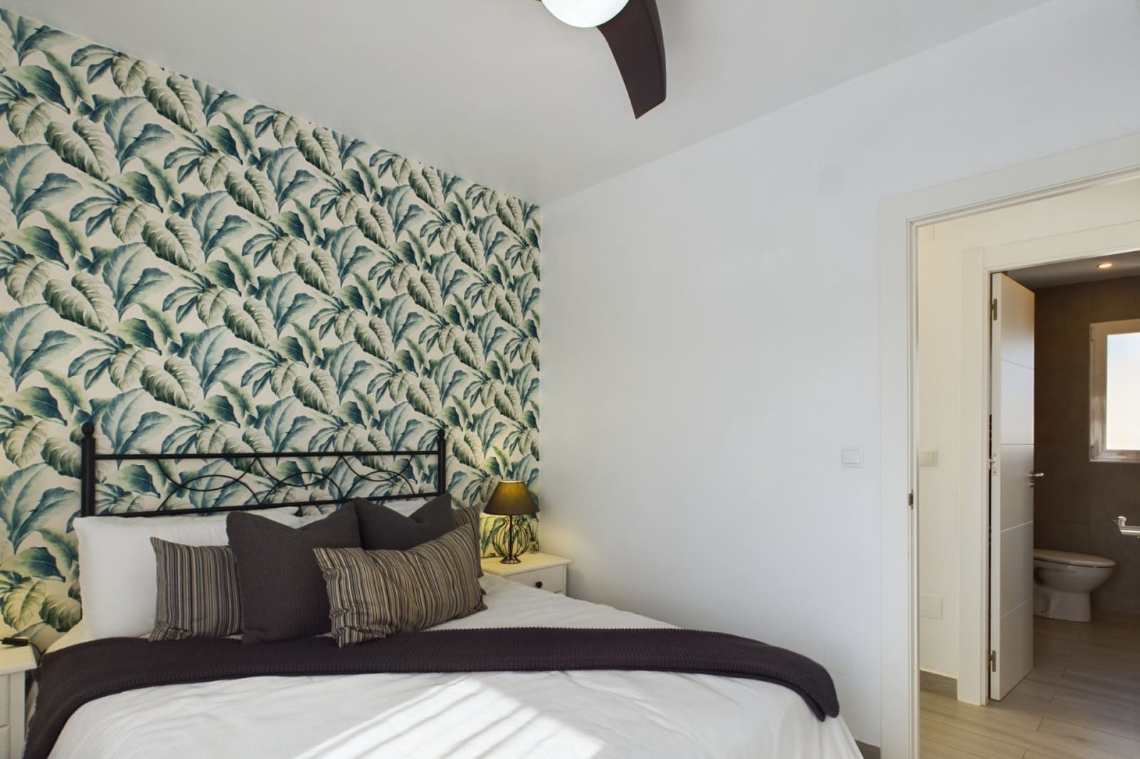 3 bedroom Villa for sale in Los Alcazares with pool garage - € 380,000 (Ref: 8924792)