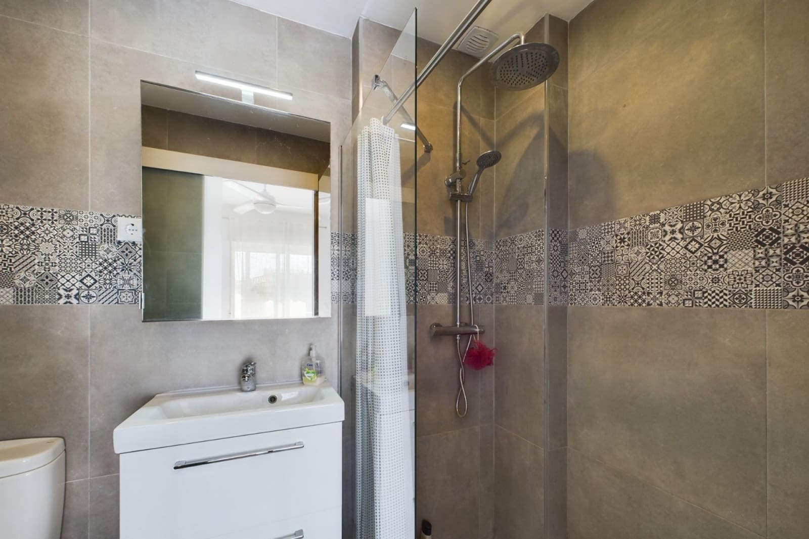 3 bedroom Villa for sale in Los Alcazares with pool garage - € 380,000 (Ref: 8924792)