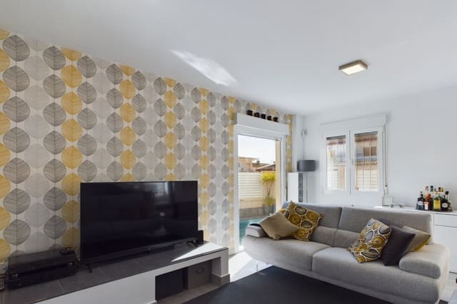 3 soverom Villa til salgs i Los Alcázares med svømmebasseng garasje - € 380 000 (Ref: 8924792)